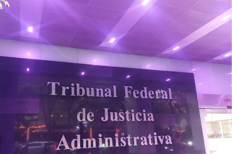 El TFJA ilumina su sede de morado para visibilizar el lupus